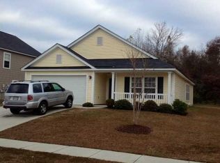 1102 Moss Grove Dr, Moncks Corner, SC 29461