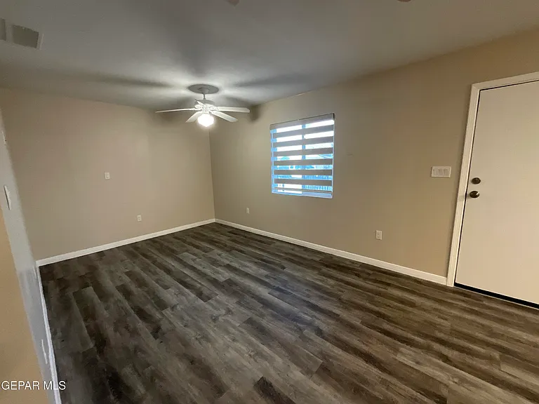 2133 Happer St #A — Photo 5