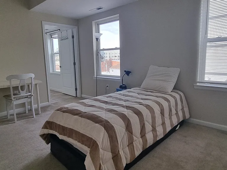 1118 S Charles St #6 — Photo 15
