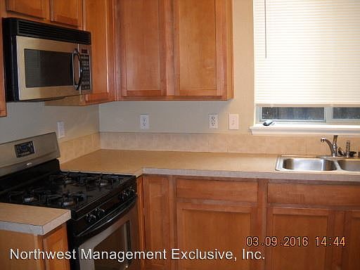 3rd image of 7003 NE 61st St
