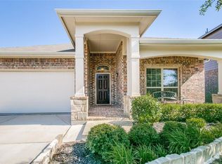 15620 Carlton Oaks Dr, Fort Worth, TX 76177