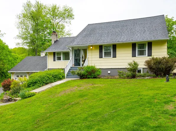 136 Foggintown Rd, Brewster, NY 10509