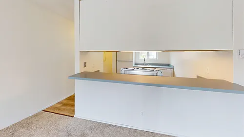 885 Broadway Photo 1