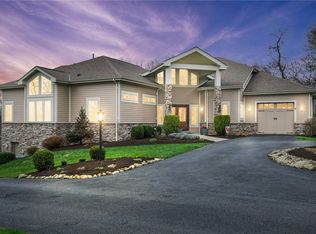 3611 Centerview Rd, Gibsonia, PA 15044