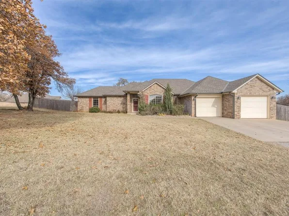 1973 Hackney Ct, Blanchard, OK 73010