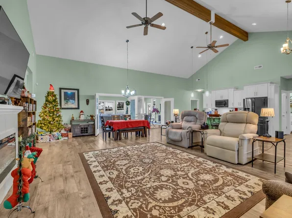 140 Spencer Springs Dr, Gallatin, TN 37066