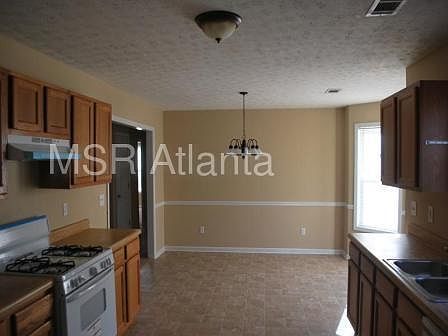 1st image of 300 Belmont Trl