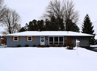 4423 Milltown Rd, Green Bay, WI 54313