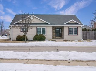 2404 15th Pl, Kenosha, WI 53140