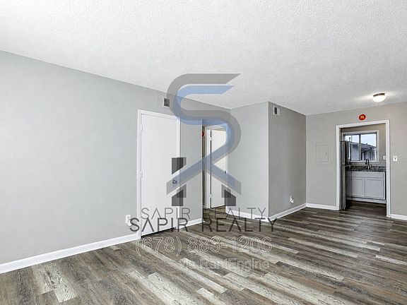 4th image of 2045 Alison Ct SW APT 3