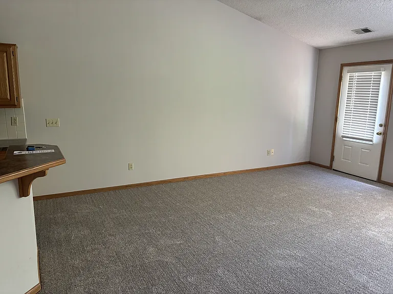 2901 Russel Ct — Photo 13