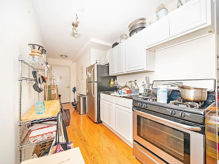 230 Troutman St #1B — Photo 3