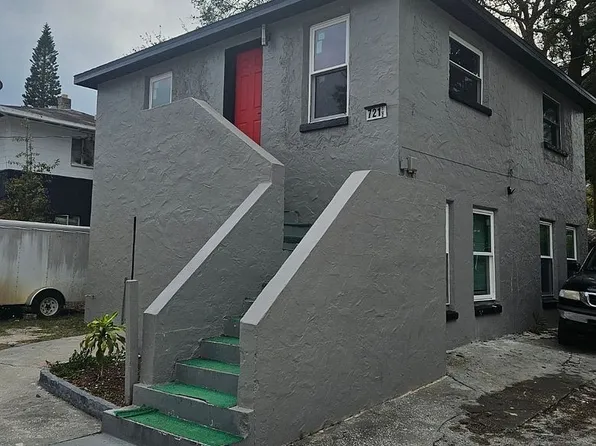 721 12th St S, Saint Petersburg, FL 33705