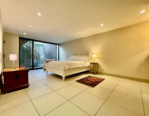 Rented by Costa Properties Group LLC | media 28