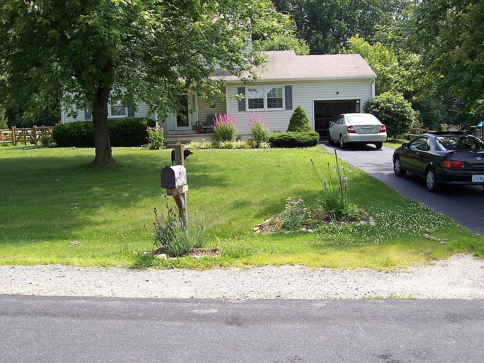 2nd image of 58 Academy Dr