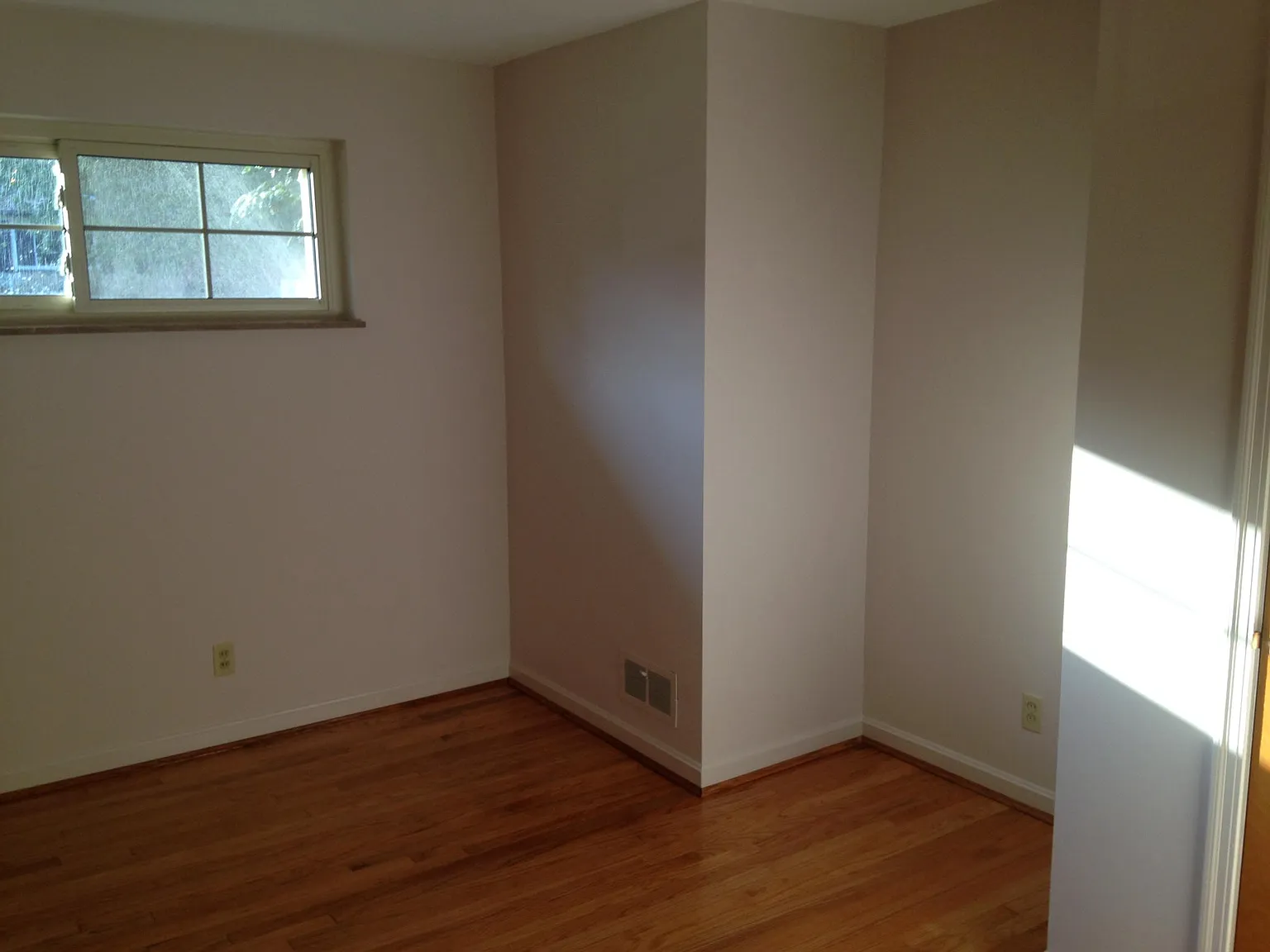 3 bed, 1.5 bath, 1486 sqft, $1,800 — Photo 3
