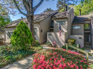 24 Longbow Ct, Lake Wylie, SC 29710