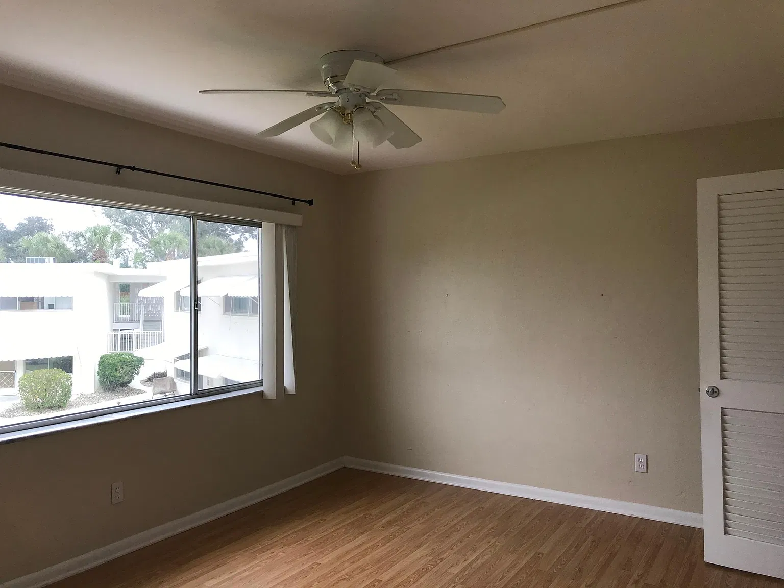 357 Joel Blvd — Photo 4