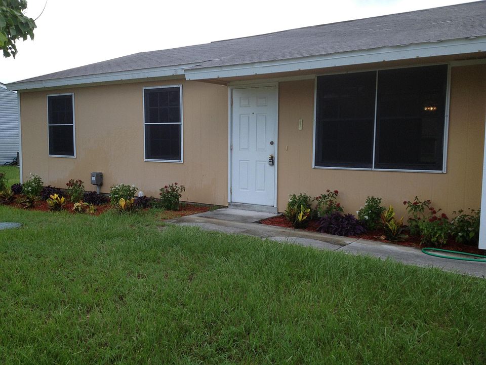 1st image of 3071 SE East Blackwell Drive E