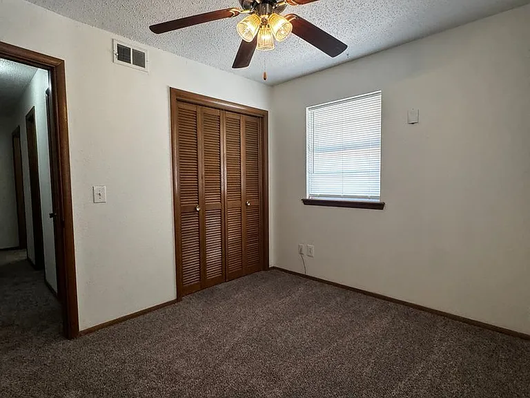 3225 N Peebly Dr — Photo 19