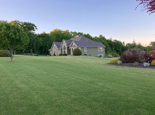 W2590 Blackberry Dr, Mount Calvary, WI 53057