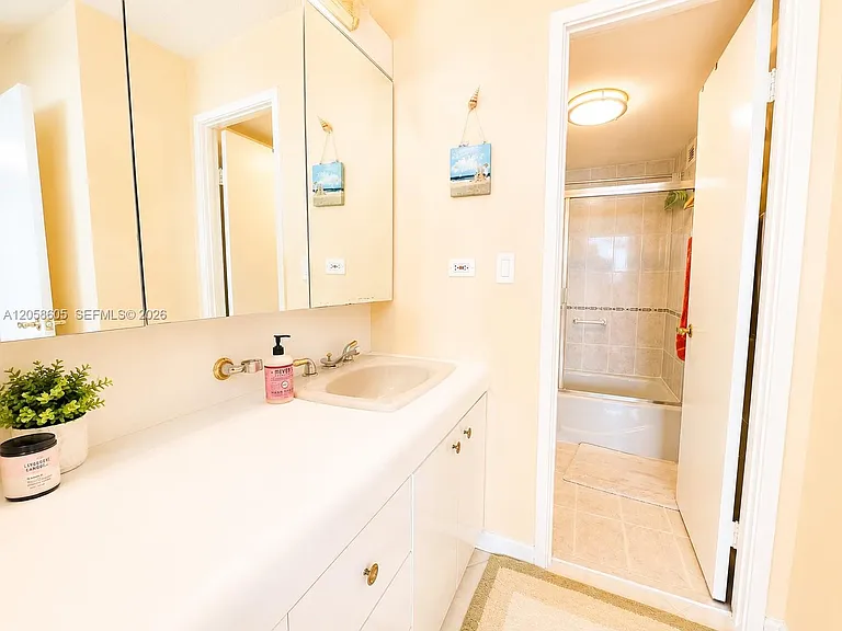 7135 Collins Ave #701 — Photo 16