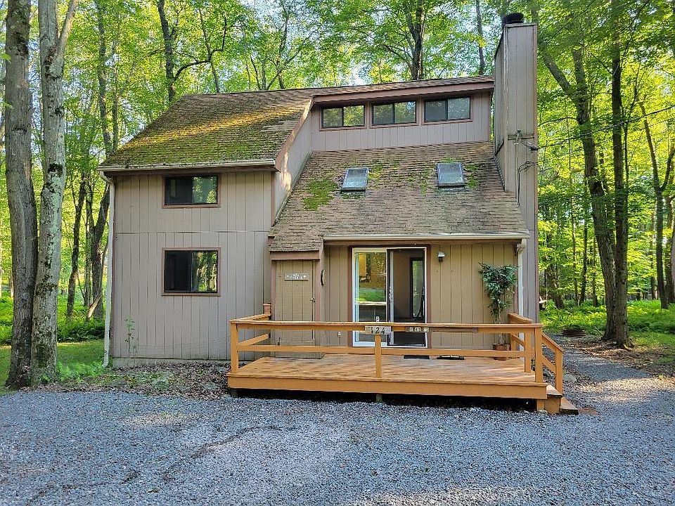 124 Tepee Dr, Pocono Lake, PA 18347 Zillow