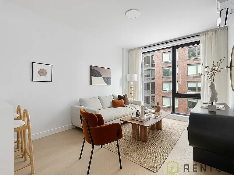 555 W 45th St #101N — Photo 6