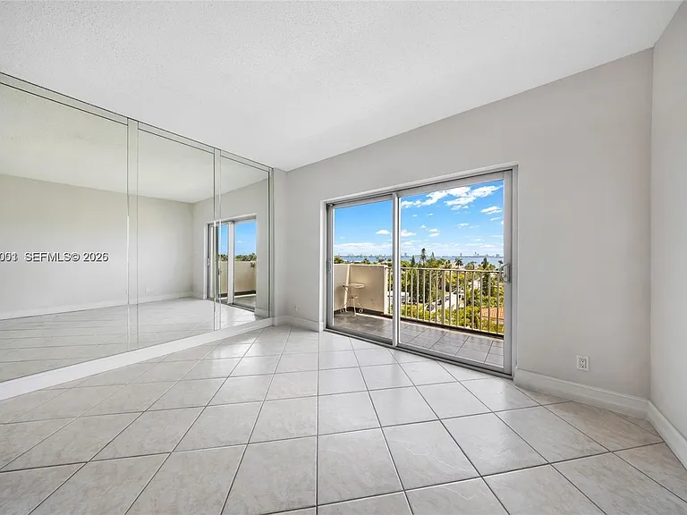 1455 N Treasure Dr #7J — Photo 15