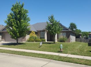2009 Cecil St, Columbia, MO 65201