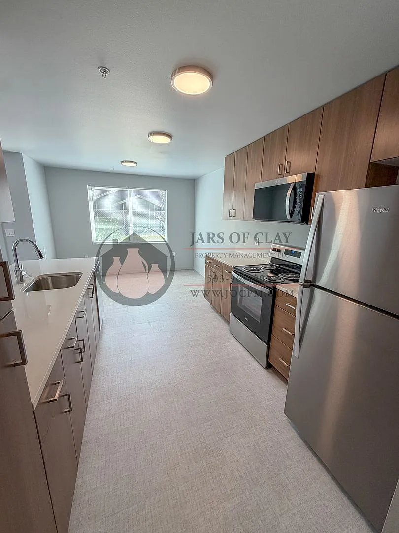 Backus Apartments — Photo 3