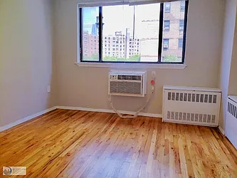 Rented by Metropolitan Property Group