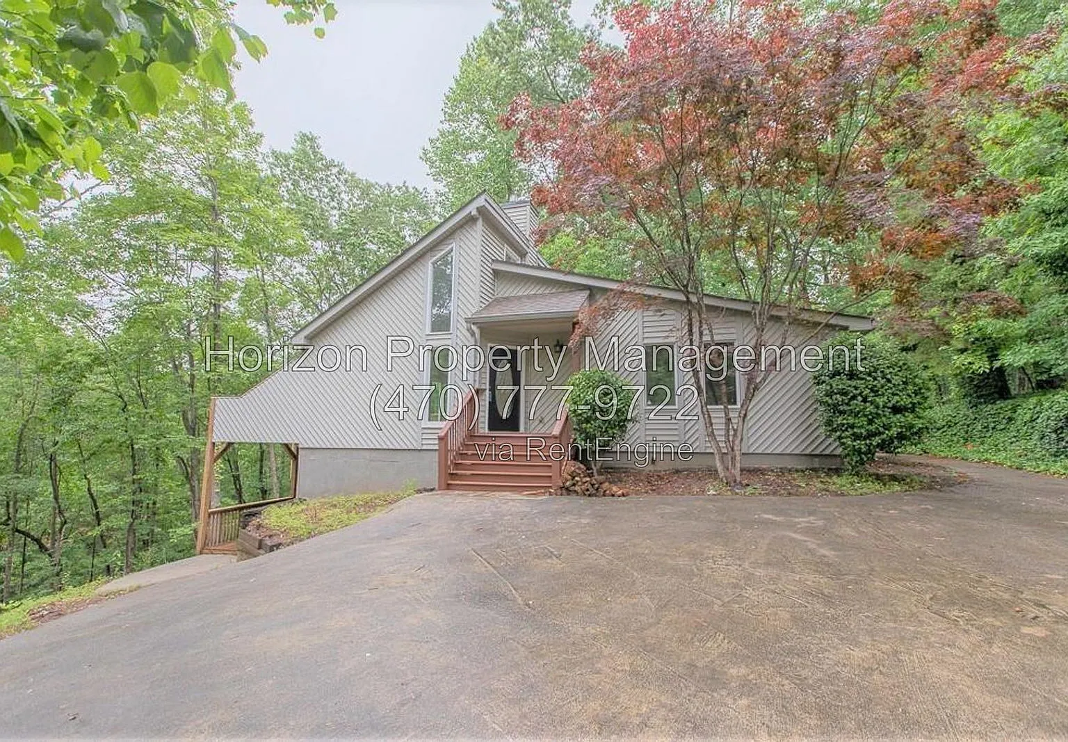 3 bed, 1.0 bath, 1108 sqft, $1,895 — Photo 1
