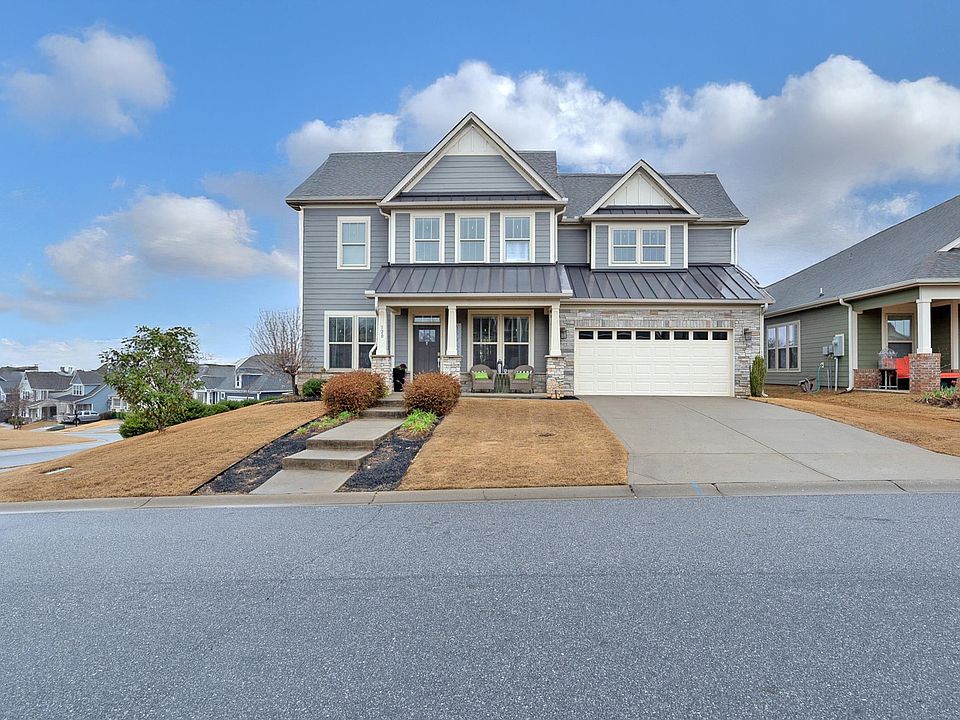 1st image of 120 Longfellow Way