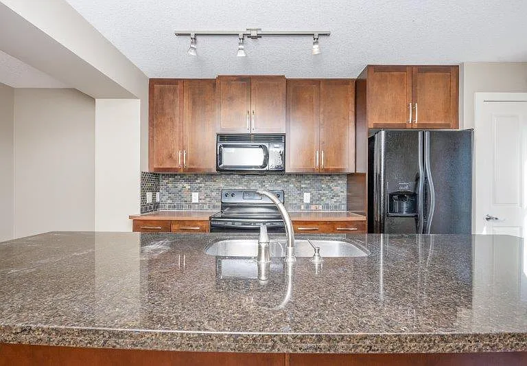 172 Aspen Hills Close SW — Photo 11