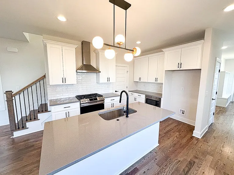 Light and airy kitchen
