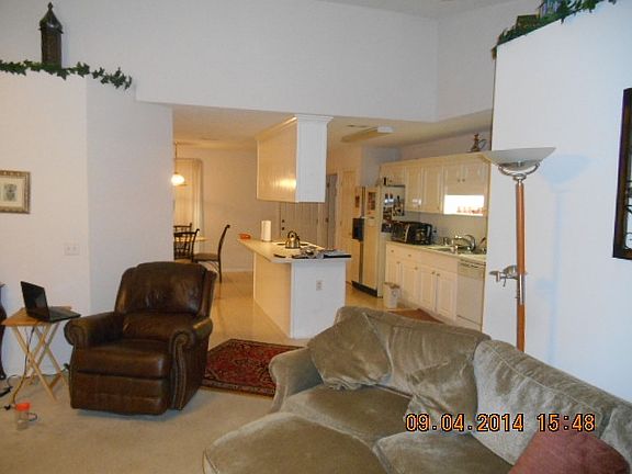 3rd image of 813 Alysheba Ct