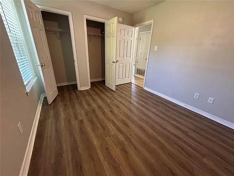 6626 Woodside Ct E — Photo 15