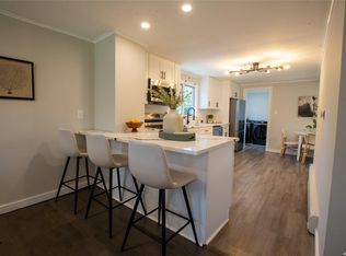 434 Middle Rd, Riverhead, NY 11901