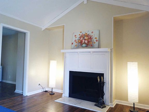 5th image of 1545 Armistead Dr