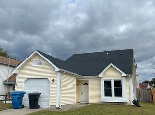 1444 Thamesford Dr, Virginia Beach, VA 23464