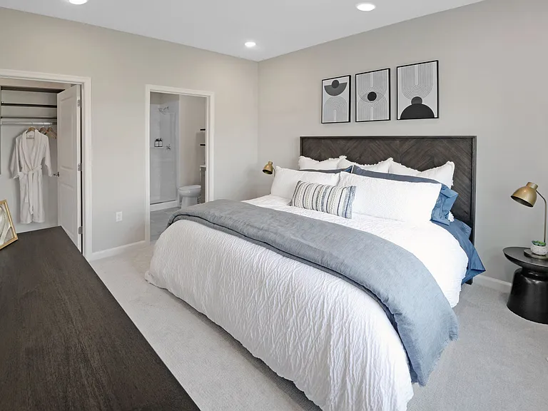 The Villas at Glenwood — Photo 8