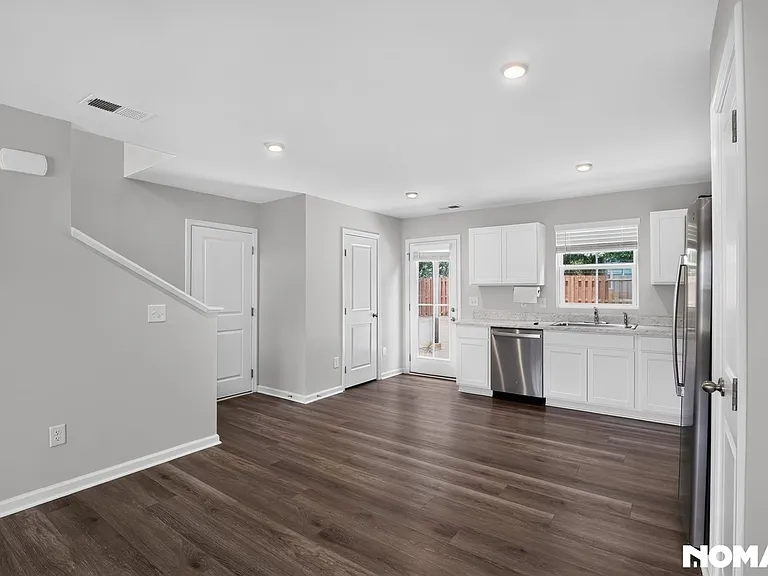 200 Harvest Hill Ln — Photo 14