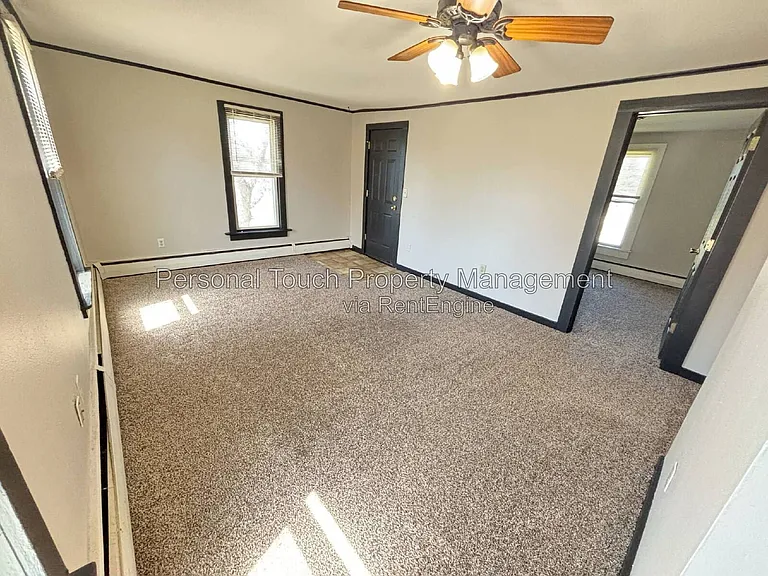 702 21st St S #3 — Photo 6
