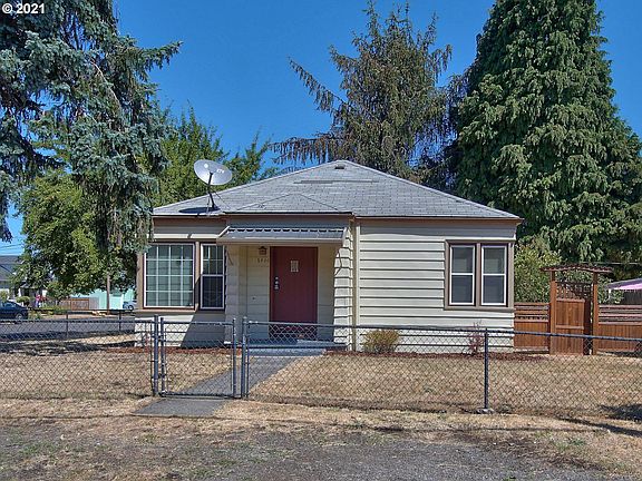 2nd image of 2600 E 30th St