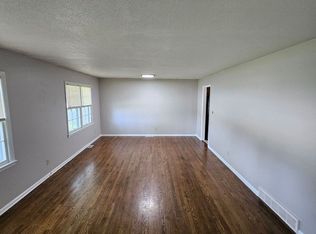 9121 Blue Ridge Blvd, Kansas City, MO 64138