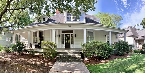 785 Boulevard Photo 1