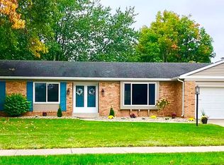 1492 Cambridge Dr, South Bend, IN