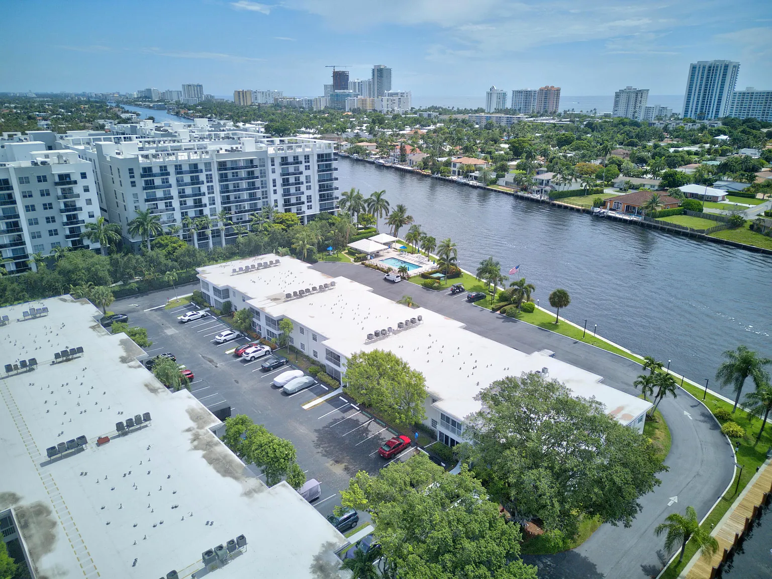 2 bed, 2.0 bath, 1200 sqft, $3,500 — Photo 1