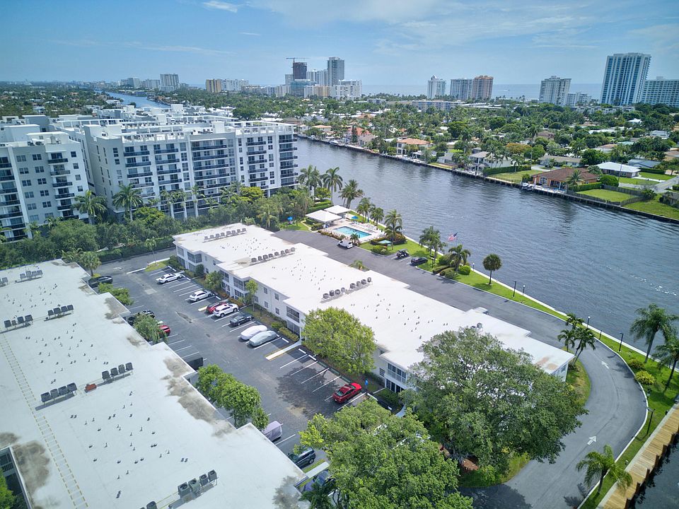 1st image of 6515 Bay Club Dr APT 4